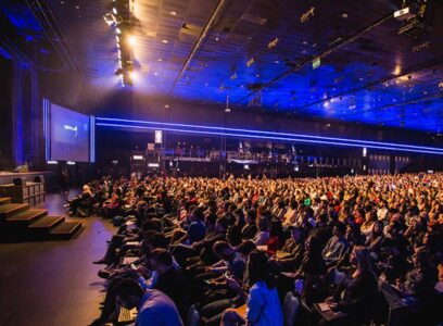 Подія номер один